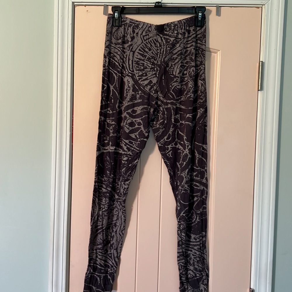 Bryn Walker - image 2